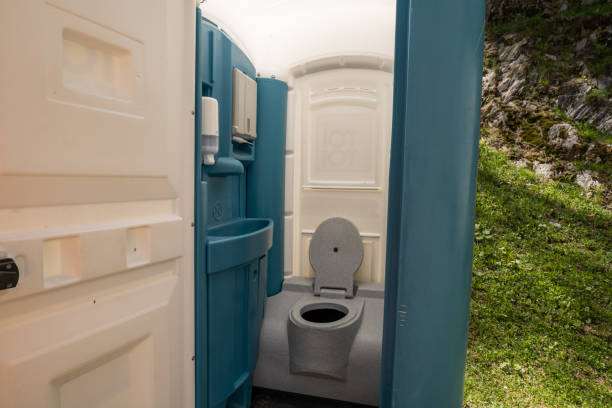 Best Luxury portable toilet rental  in Ashland, OR